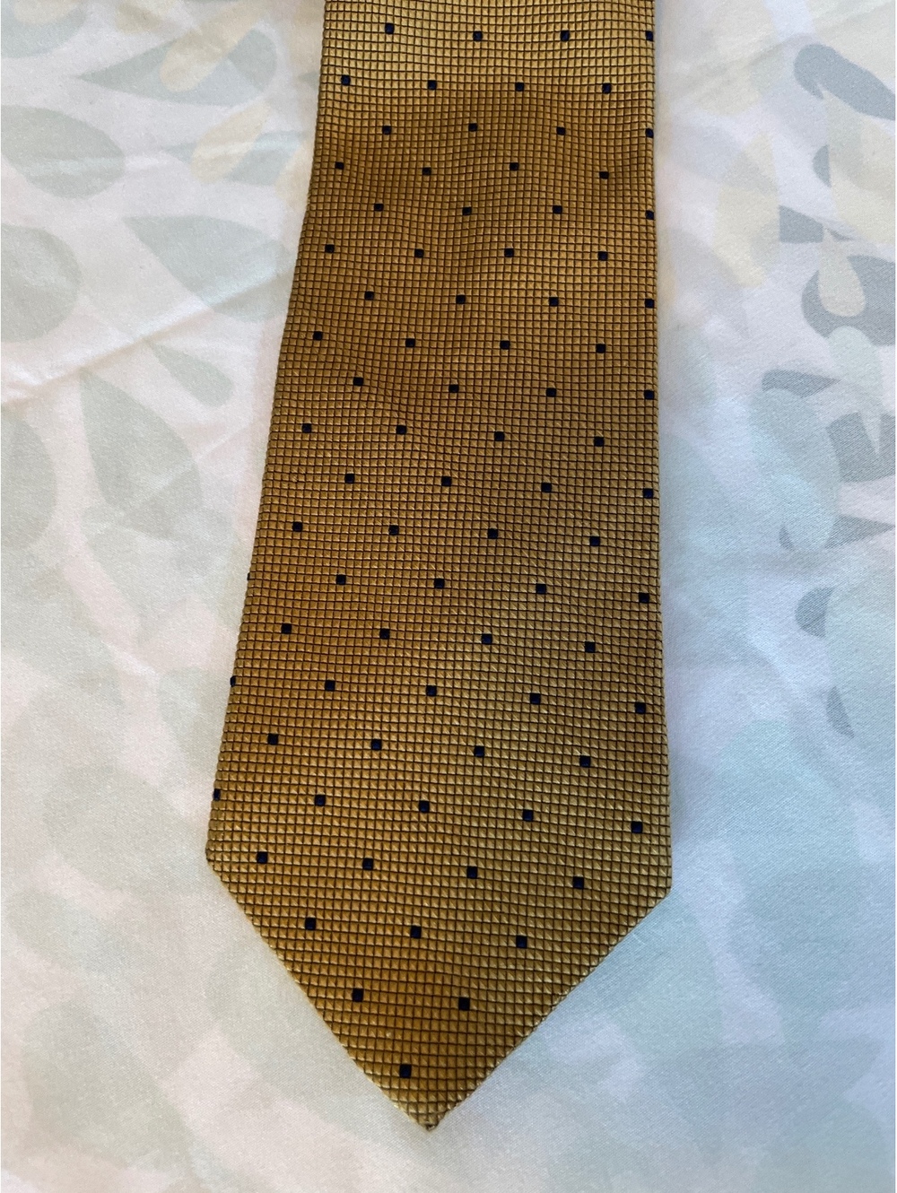 Brooks Brothers Makers All Silk USA Gold Navy Geometric Classic Tie Old Money